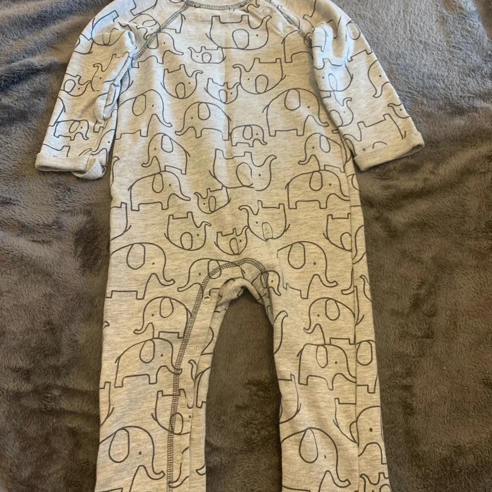 Carter's Gray Elephant Pattern Footie